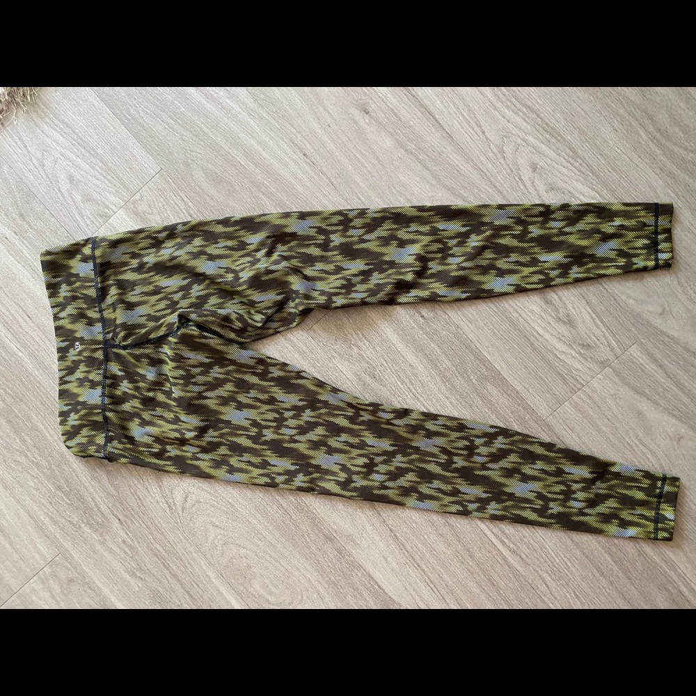 Lululemon workout tights/ leggings